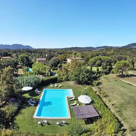 Vila Clara 12 By Salogi Lucca