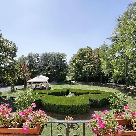 Clara 12 By Salogi Villa Lucca